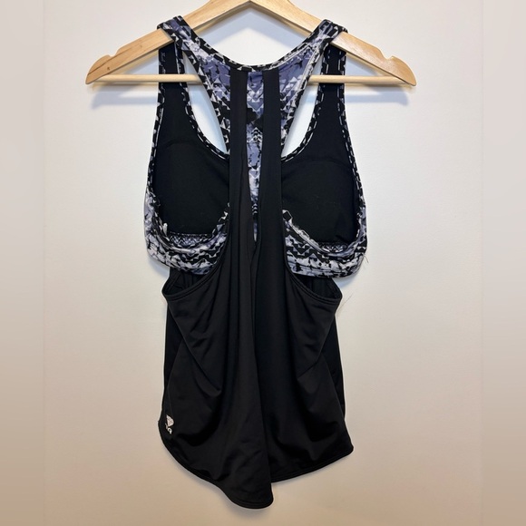 TYR - Swim Top / Tankini Top - Size L - Picture 2 of 3